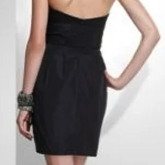 BCBG MAXAZRIA-STRAPLESS-BOW- BTWN/CUPS-HALFBOW CENTER@BREAST-TIE@FRONT/SIDE - Picture 2 of 8